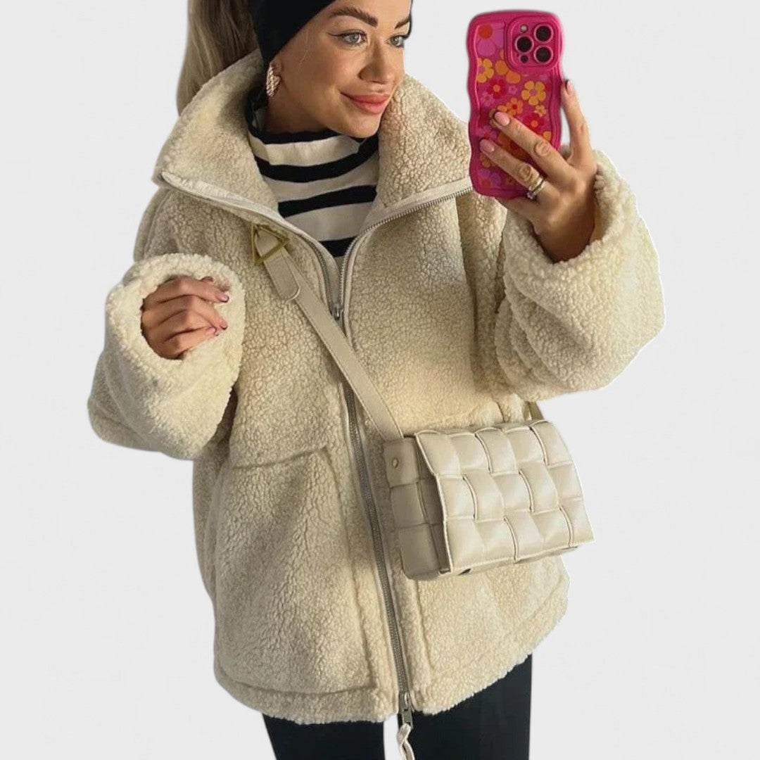 Kaja - Morbido cappotto di peluche